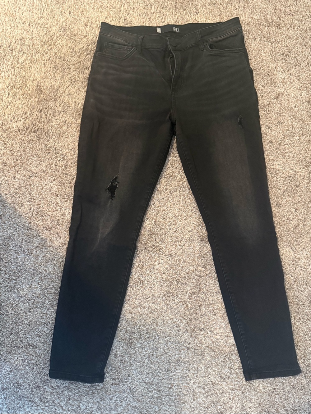 Kut from the Kloth Black Distressed Skinny Jeans